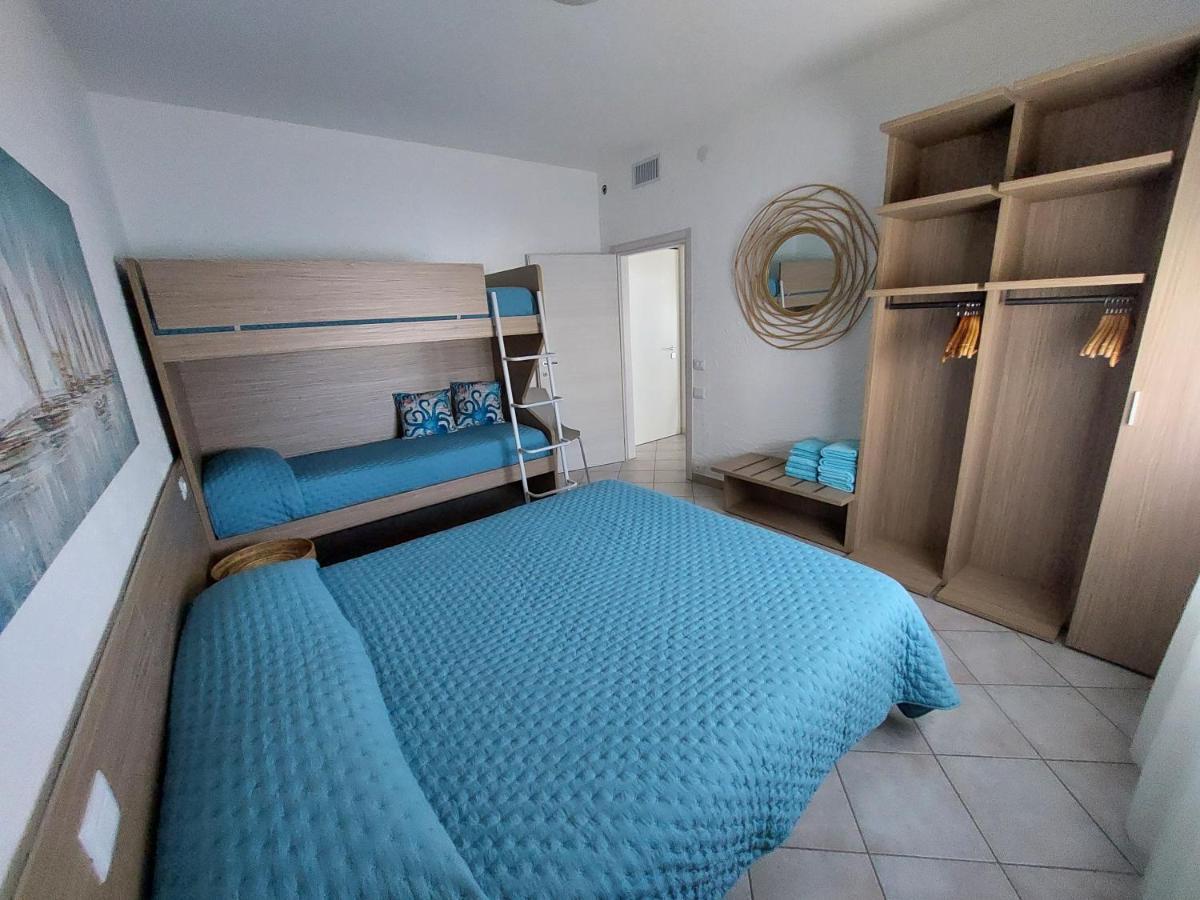 Blue Apartment - A Due Passi Dal Lago, Parcheggio Privato Lazise Buitenkant foto